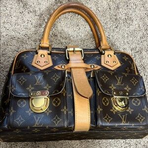 3428 large LV Manhanttan Details Given During Live And Selling As Is